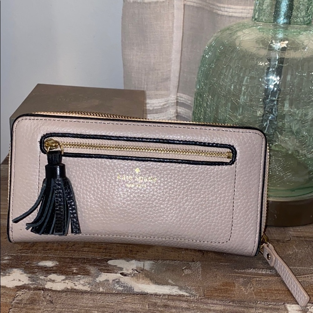 Kate Spade wallet